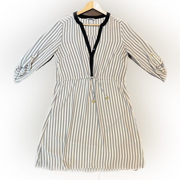 Women’s H&M dress - Picture 1 of 7